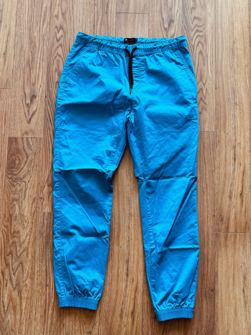 Men's Casual Elastic-Waist Jogger Pants in Bright Blue